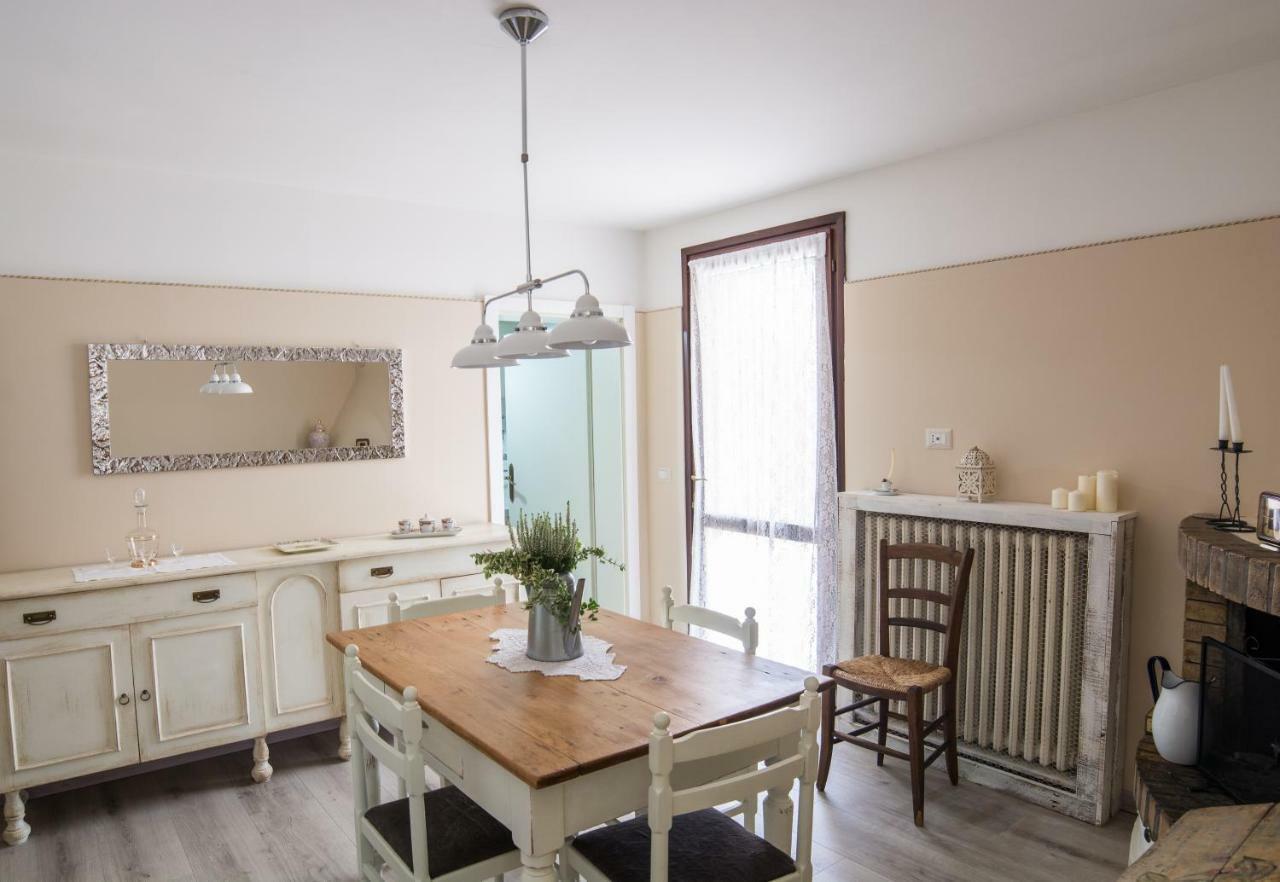 Casavittorio Bed & Breakfast San Giovanni In Marignano Exterior photo